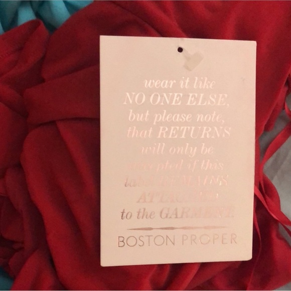 Gorgeous and ready for Valentine’s Day - Picture 2 of 3